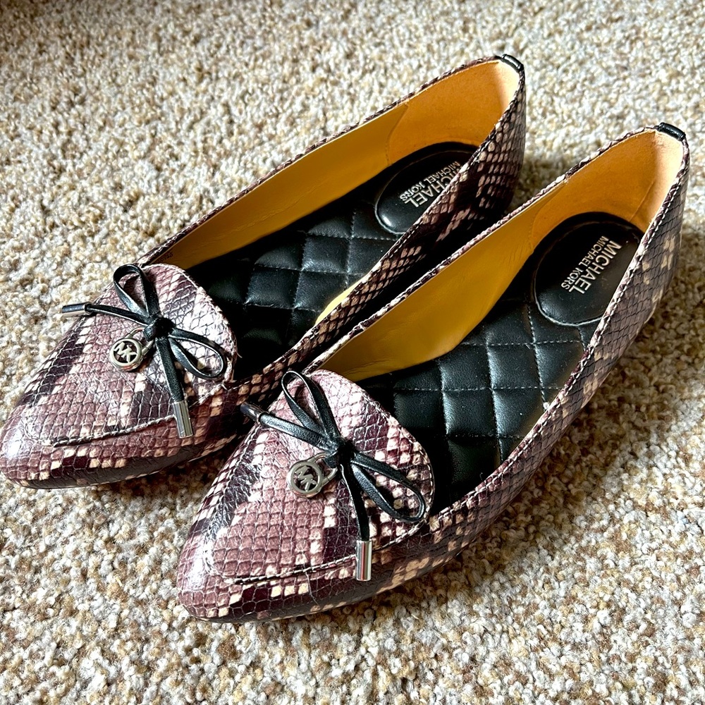 Michael Kors Reptile Print Flats Size 6